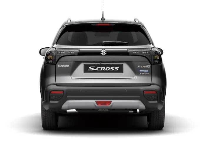 S-CROSS ממאחורה